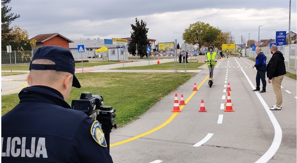 BIHAMK na predstavljanju preventivno-edukativnog programa „Sigurna vožnja e-romobila“