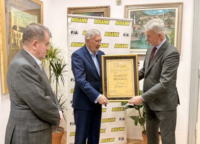Nebojši RADMANOVIĆU uručena Plaketa BIHAMK-a